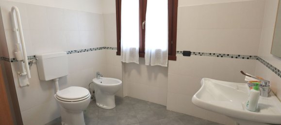 4 rooms Apartment in Salsomaggiore Terme, Italy No. 88803 10