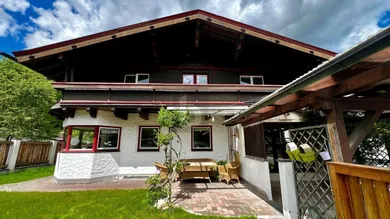 5 rooms House in Neukirchen am Grossvenediger, Austria No. 203937