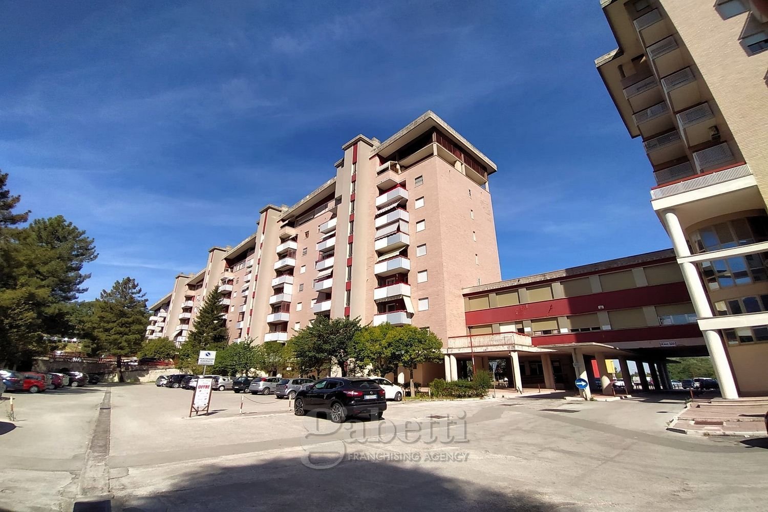 Propriété commerciale à Campobasso, Italy 222m² No. 36081