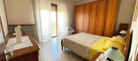 Apartamento de 4 dormitorios en Villa Cortese, Italy No. 360667 17