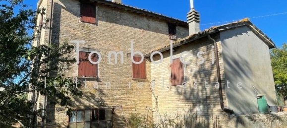 8غرفة منزل في Pergola, Italy رقم 228836 26