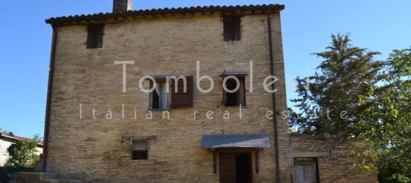 8غرفة منزل في Pergola, Italy رقم 228836 2