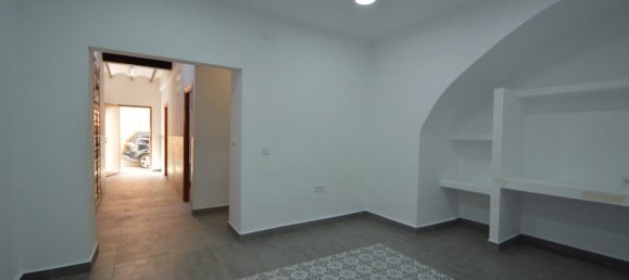 5 bedrooms Villa in Pedreguer, Spain No. 208539 6