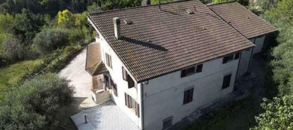 6 rooms Apartment in Petritoli, Italy No. 97281 3