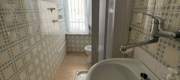 1 bedroom Apartment in Castelnovo ne' Monti, Italy No. 372264 4