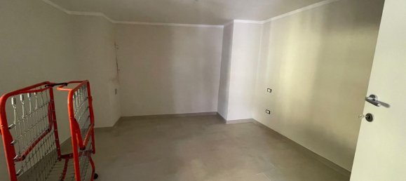 1 bedroom Apartment in Castelnovo ne' Monti, Italy No. 372264 3