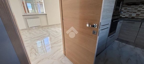 Apartamento T3 em Limbiate, Italy N.º 362198 6