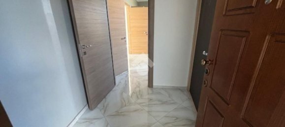 Apartamento T3 em Limbiate, Italy N.º 362198 7