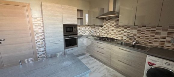 Apartamento T3 em Limbiate, Italy N.º 362198 26