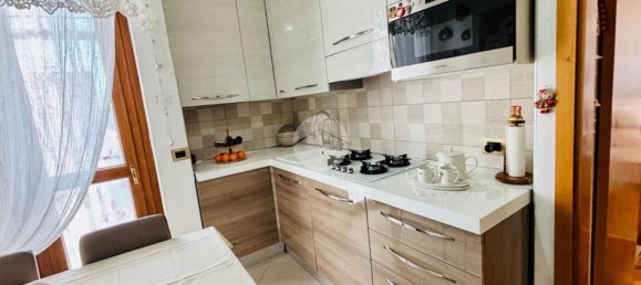 Apartamento de 2 habitaciónes en Monza, Italy No. 13552 22