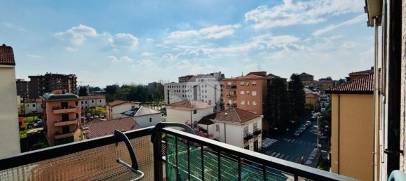 Apartamento de 2 habitaciónes en Monza, Italy No. 13552 28