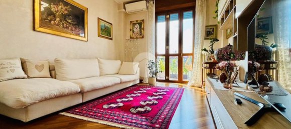 Apartamento de 2 habitaciónes en Monza, Italy No. 13552 10