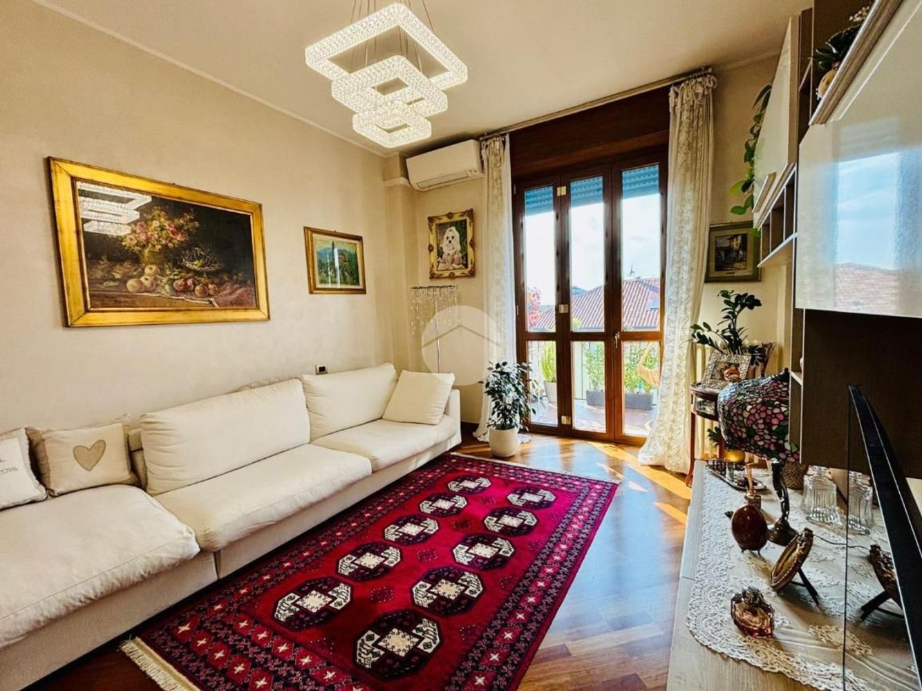 Apartamento de 2 habitaciónes en Monza, Italy No. 13552