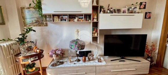 Apartamento de 2 habitaciónes en Monza, Italy No. 13552 11