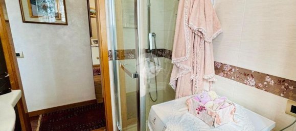 Apartamento de 2 habitaciónes en Monza, Italy No. 13552 32