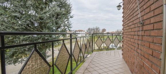 3 rooms Villa in Poggio Renatico, Italy No. 211095 23