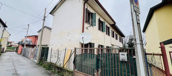 2 bedrooms Villa in Padua, Italy No. 12669 19