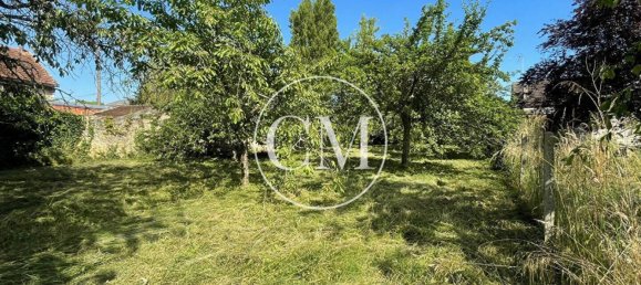 1039m² Land in Gambais, France No. 172926 2