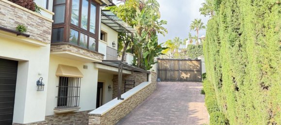 5 bedrooms Villa in Estepona, Spain No. 47173 51