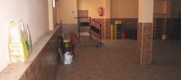 Propiedad comercial en Zaragoza, Spain 150 m² No. 65205 3