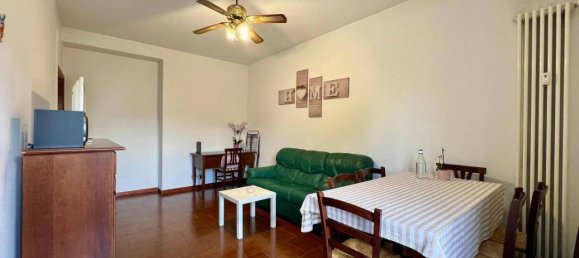 3-salle Appartement à Milan, Italy No. 241995 3