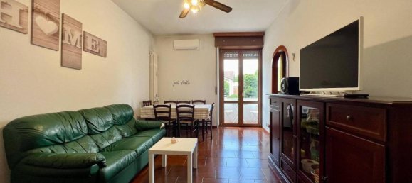 3-salle Appartement à Milan, Italy No. 241995 2