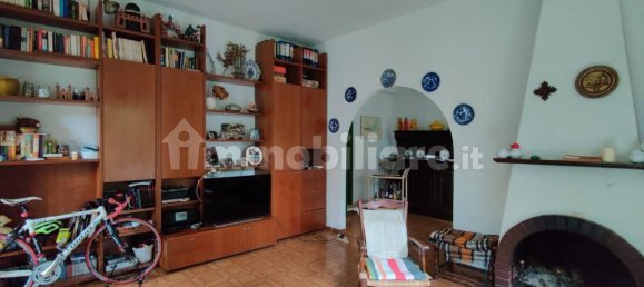 4 bedrooms Villa in Massa, Italy No. 215038 7