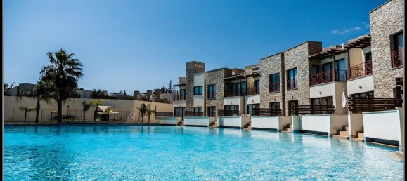 3 bedrooms Townhouse in Limassol, Cyprus No. 27249 3