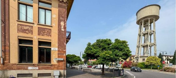 5 rooms Building in Galliate, Italy No. 317601 7