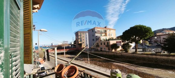 Apartamento T3 em Vado Ligure, Italy N.º 109007 8