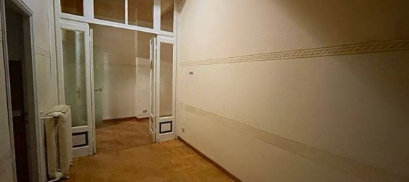 6-Zimmer Büro in Tortona, Italy, Nr. 131579 9