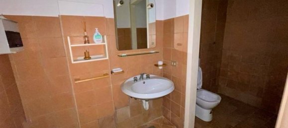 6-Zimmer Büro in Tortona, Italy, Nr. 131579 16