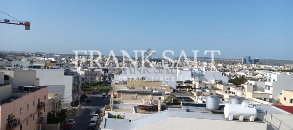 2 Schlafzimmer Penthouse in Swatar, Malta, Nr. 4815 2