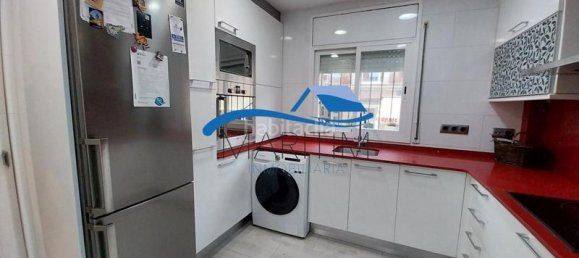 Adosado de 4 dormitorios en Santa Susanna, Spain No. 167744 4