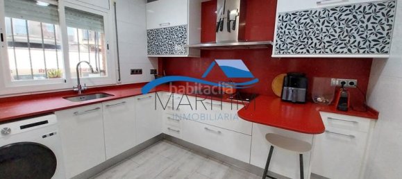 Adosado de 4 dormitorios en Santa Susanna, Spain No. 167744 3