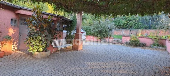 8 bedrooms Villa in Rome, Italy No. 210271 5