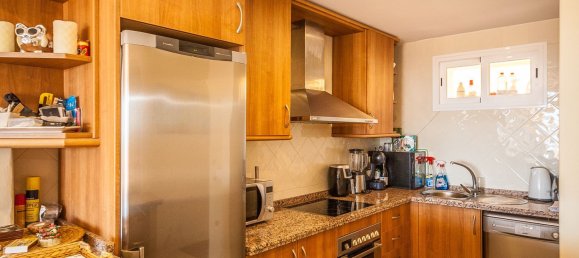 2 chambres Appartement à Marbella, Spain No. 136978 8