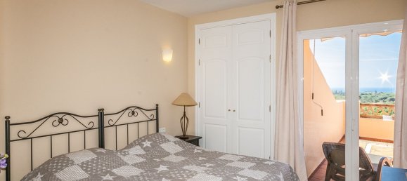 2 chambres Appartement à Marbella, Spain No. 136978 4
