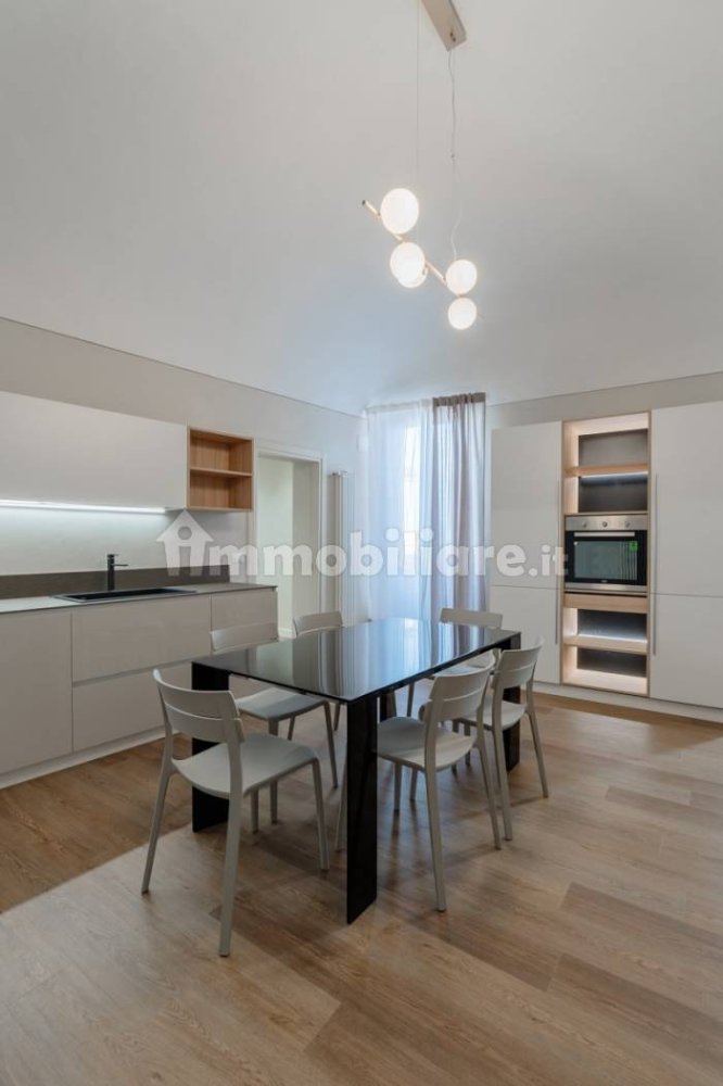 Apartamento de 2 dormitorios en Chieti, Italy No. 83657