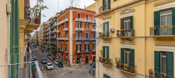 Пентхаус с 2 спальнями в Бари, Италия № 34958 36