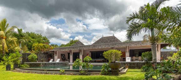 5 bedrooms Villa in Tamarin, Mauritius No. 253 15