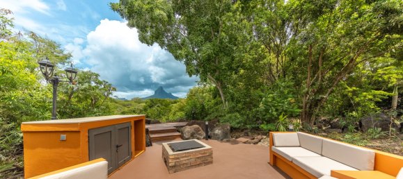 5 bedrooms Villa in Tamarin, Mauritius No. 253 9