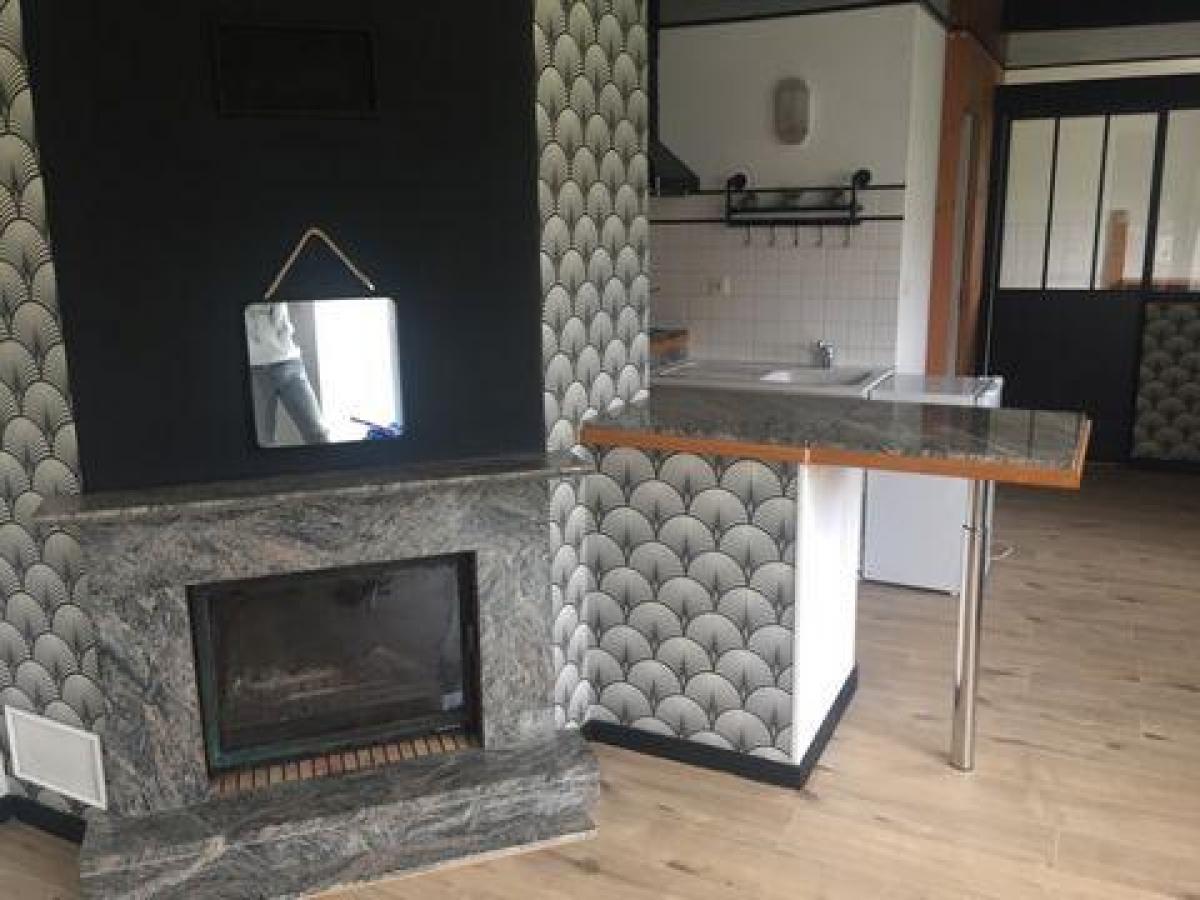 Studio à Laval, France No. 25858