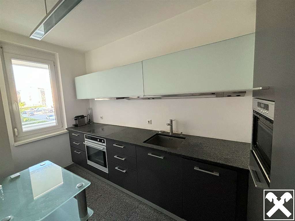 Apartamento de 1 dormitorio en Linz, Austria No. 124635