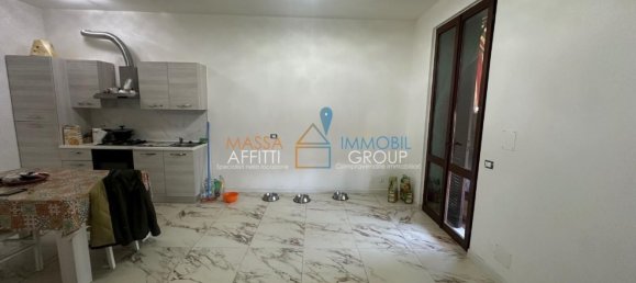 7 rooms Apartment in Massa, Italy No. 188992 4