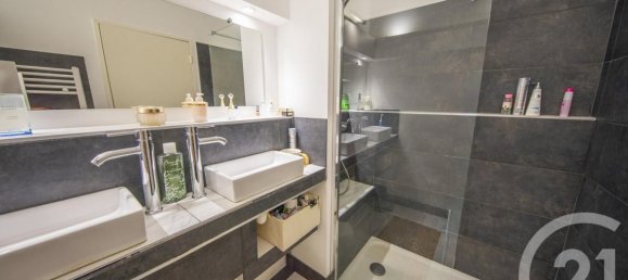 3 bedrooms House in Parempuyre, France No. 341260 9