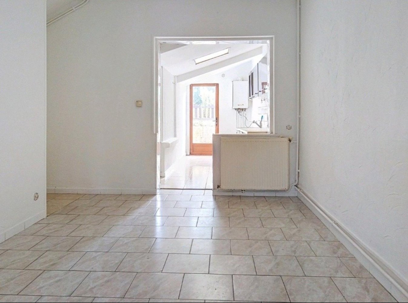 2 bedrooms House in Haillicourt, France No. 50385