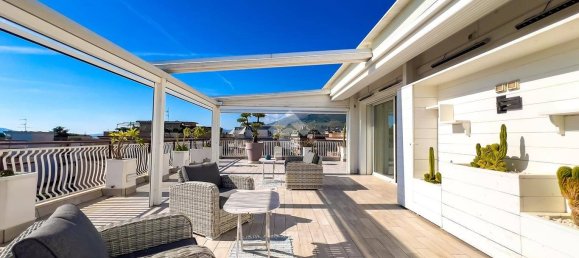 Penthouse T3 em Formia, Italy N.º 308560 14