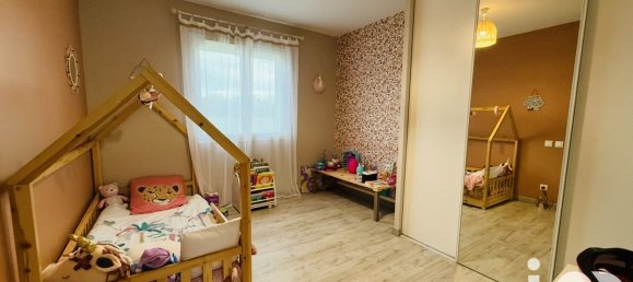 4 bedrooms House in Os-Marsillon, France No. 100411 23