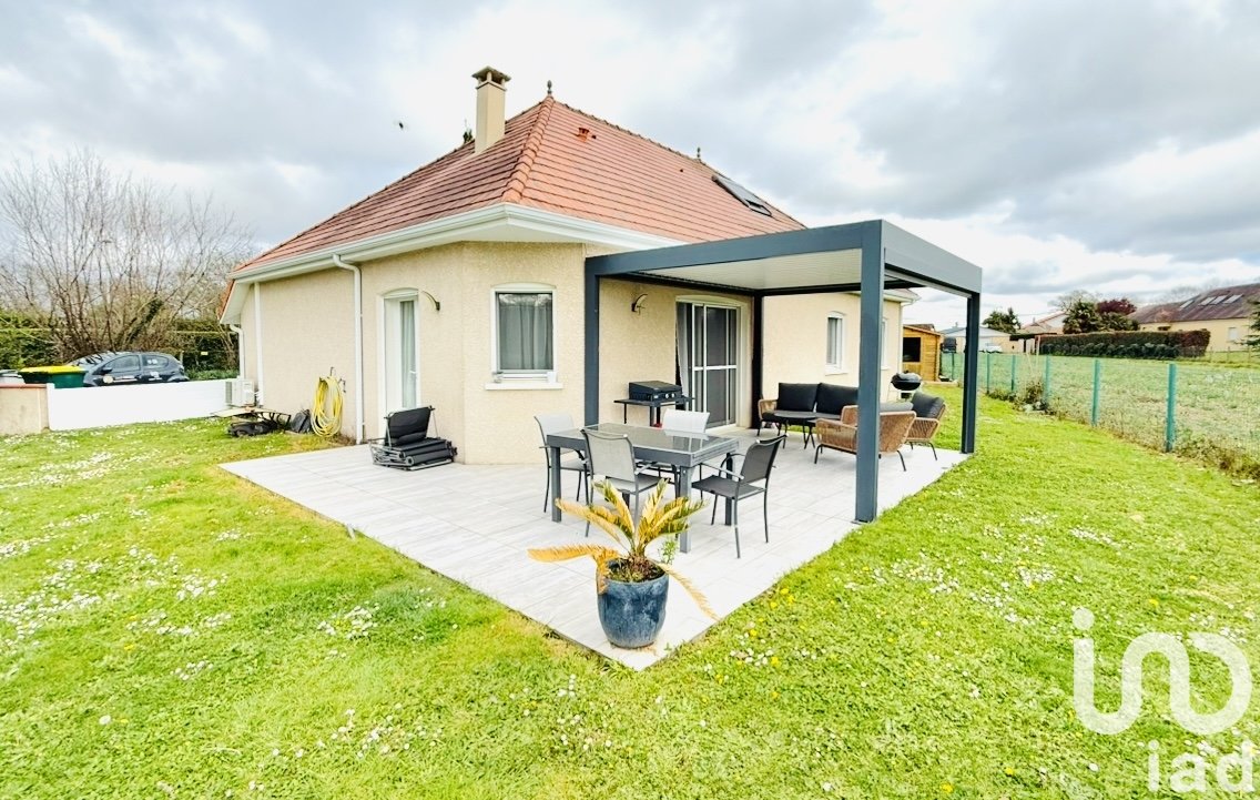 4 bedrooms House in Os-Marsillon, France No. 100411